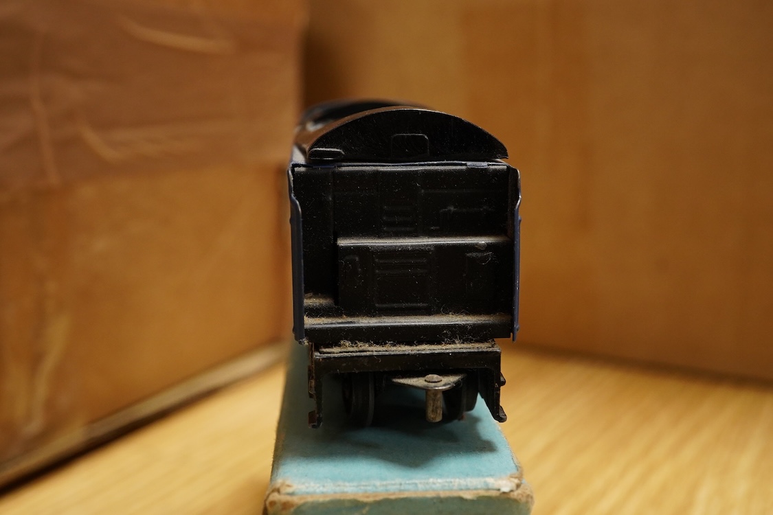 A collection of Hornby Dublo railway for 3-rail running, including three boxed locomotives; an LNER class A4 4-6-2 tender locomotive, Sir Nigel Gresley 7 (EDL1), a BR Duchess of Montrose 46232 (EDL12), and a BR class N2